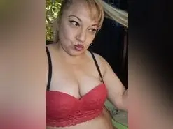 Amateur Live Sex Cam of Venus