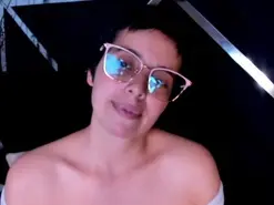 Amateur Best Webcam of Lucy_Glow