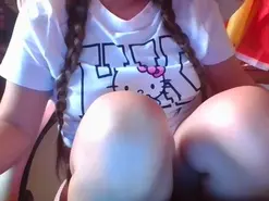 Amateur Watch Live Sex Cams of HellouKitty