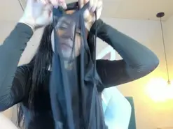 Amateur Free Live Porn of EmilyBuu