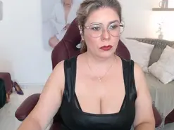 Amateur Adult Webcam of LayahNoir