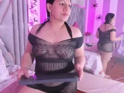 Amateur Live Porn of adri_rivera
