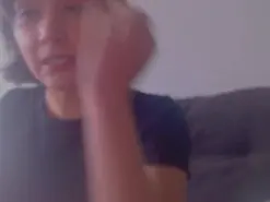 Amateur Live Sex Cam of Silent_Petite