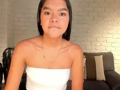 Amateur Free Porn Cam of SaphiraJames