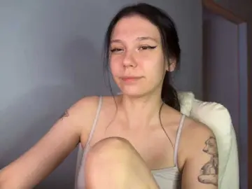 Bongacams Free Live Porn of PinkDolly18