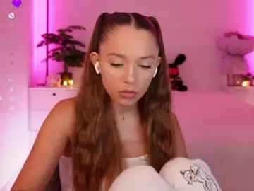 Bongacams Best Webcam of MaybeBabeTV