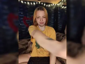 Bongacams Watch Live Sex Cams of AliceRabbit