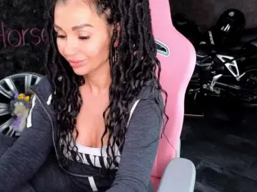 Bongacams Nude Webcam of -BABAYAGA-