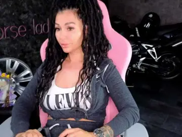 Bongacams Sex Chat of -BABAYAGA-