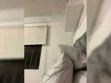 Bongacams Watch Live Sex Cams of SallyeLeins