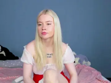 Bongacams Best live sex cam show of LillieBerry