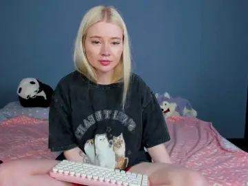 Bongacams Live Porn of LillieBerry