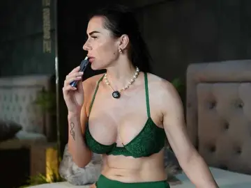 Bongacams Adult Video Chat of CelineHeaven