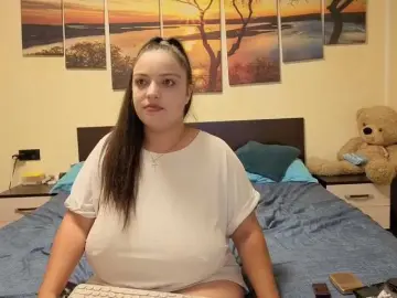 Bongacams Adult Webcam of adellineee