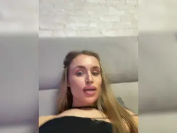 Bongacams Watch Live Sex Cams of Enchantix