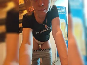 Bongacams Nude Webcam of Misslyolika