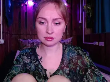 Bongacams Adult Webcam of Bobby-MiMi