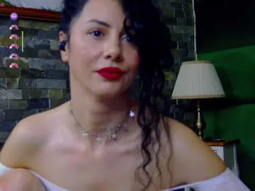 Bongacams Watch Live Sex Cams of SelenSummer