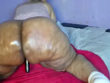 Bongacams Live Sex of Big-Ass-Wilma