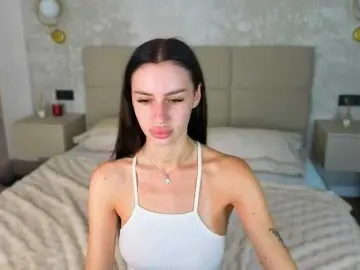 Bongacams Sex Cam of SnowWhiteee