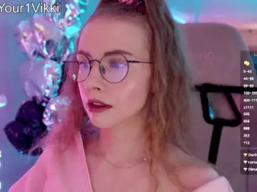 Bongacams Free Live Porn of -VikkiL0vesCheese-