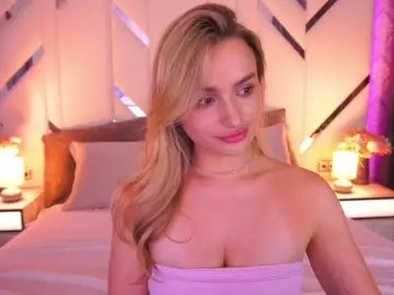 Bongacams Watch Live Sex Cams of FloraGreys