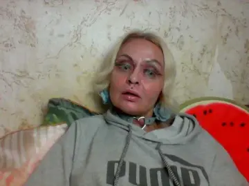 Bongacams Live Sex Cam of GardenerofIllusions