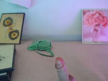 Bongacams Watch Live Sex Cams of Meme-Miuu
