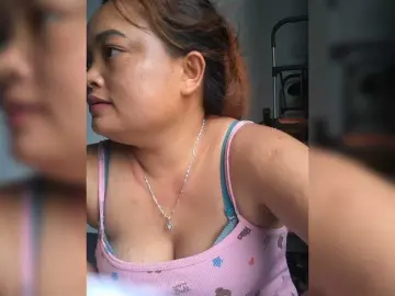 Bongacams Watch Live Sex Cams of lyna2k
