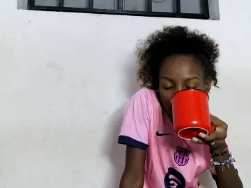 Bongacams Live Sex Cam of Hemreyi