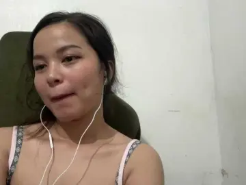 Bongacams Watch Live Sex Cams of MaganAveni