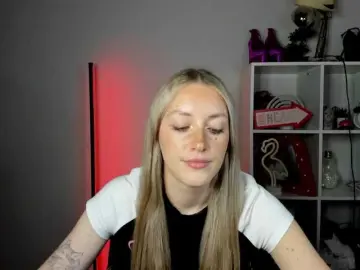 Bongacams Live Porn of EvelynBlond