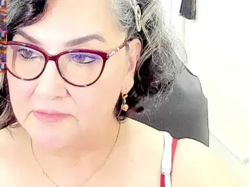 Bongacams Adult Webcam of cataleya-mom