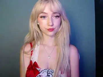 Bongacams Watch Live Sex Cams of LuciaGlow