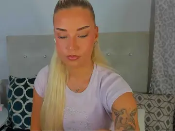 Bongacams Watch Live Sex Cams of KristyAngel