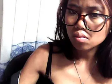 Bongacams Nude Webcam of Natalie-Luxa