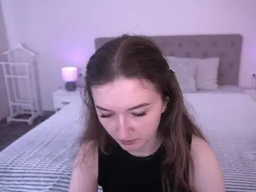 Bongacams Adult Webcam of CyrenaLuxe