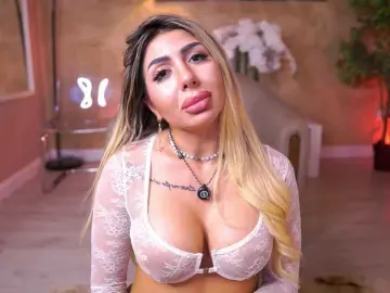Bongacams Nude Webcam of LucyyRosse