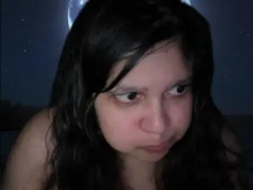 Bongacams Live Sex Cam of DUMBHOEMELANIE