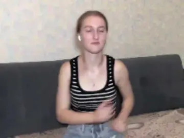 Bongacams Private Sex Chat of DionneCrum