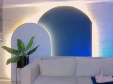 Bongacams Watch Live Sex Cams of CandaseRussell