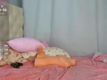 Bongacams Nude Webcam of LunaLeez