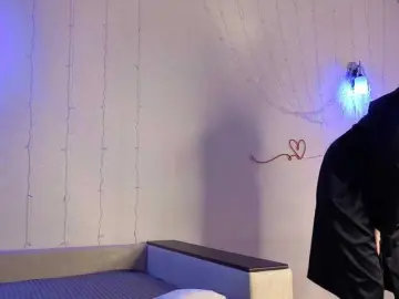 Bongacams Sex Cam of HolySinnerOfficial