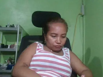 Bongacams Live Sex Cam of myoneandonly