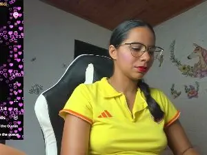 Cam4 Free Porn Cam of hoffman_alisson