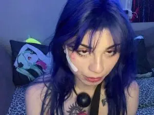 Cam4 Free Live Porn of MarielleHubiak