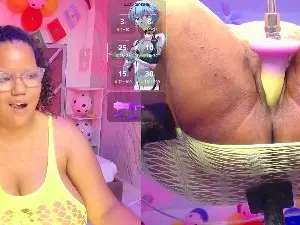 Cam4 Private Sex Chat of MhiaRey