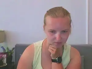 Cam4 Nude Webcam of RoseWonderful