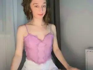 Cam4 Sex Cam of ShySchoolGrl