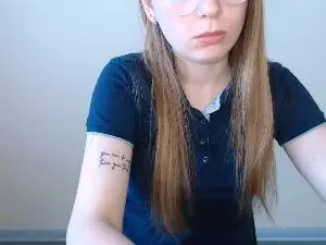 Cam4 Live Sex of chechelady